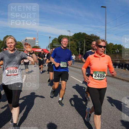 07.09.2025 - BARMER Alsterlauf Yannick Fuchs http://msf.ph/oto/8826506 07.09.2025 10:05:19 Laufen 56, 93, 3603, 3254, 36, 2489 meine-sportfotos.de