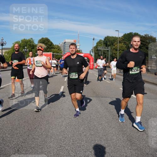 07.09.2025 - BARMER Alsterlauf Yannick Fuchs http://msf.ph/oto/8826518 07.09.2025 10:05:21 Laufen 3340, 3882, 3007, 5310, 5336 meine-sportfotos.de