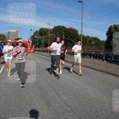 07.09.2025 - BARMER Alsterlauf Yannick Fuchs http://msf.ph/oto/8826531 07.09.2025 10:05:23 Laufen 5889, 1332, 506, 6046, 5867, 6083 meine-sportfotos.de