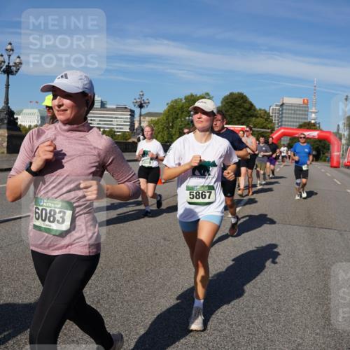 07.09.2025 - BARMER Alsterlauf Yannick Fuchs http://msf.ph/oto/8826537 07.09.2025 10:05:24 Laufen 1636, 6083, 5889, 5867 meine-sportfotos.de