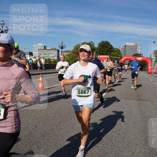 07.09.2025 - BARMER Alsterlauf Yannick Fuchs http://msf.ph/oto/8826538 07.09.2025 10:05:24 Laufen 136, 6083, 5889, 5867 meine-sportfotos.de