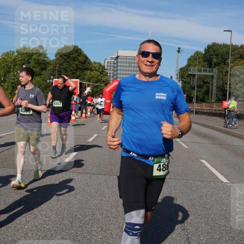 07.09.2025 - BARMER Alsterlauf Yannick Fuchs http://msf.ph/oto/8826549 07.09.2025 10:05:27 Laufen 4906, 8365, 5883, 48 meine-sportfotos.de