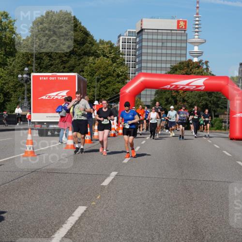 07.09.2025 - BARMER Alsterlauf Yannick Fuchs http://msf.ph/oto/8826561 07.09.2025 10:05:34 Laufen 2363, 2391, 474 meine-sportfotos.de