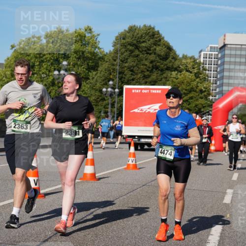 07.09.2025 - BARMER Alsterlauf Yannick Fuchs http://msf.ph/oto/8826562 07.09.2025 10:05:39 Laufen 10, 2363, 2391, 4474, 3549, 5131, 2793 meine-sportfotos.de