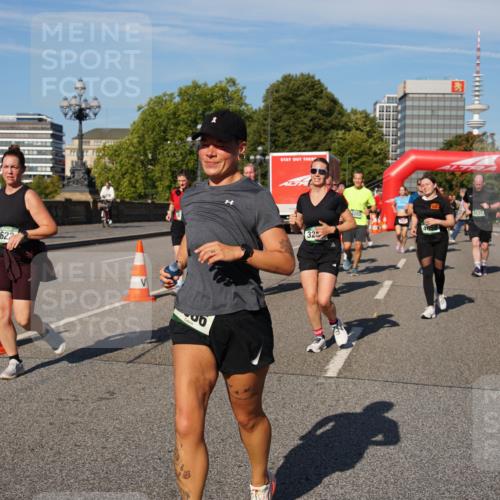 07.09.2025 - BARMER Alsterlauf Yannick Fuchs http://msf.ph/oto/8826583 07.09.2025 10:05:51 Laufen 4622, 00, 32, 420, 5519, 5633 meine-sportfotos.de