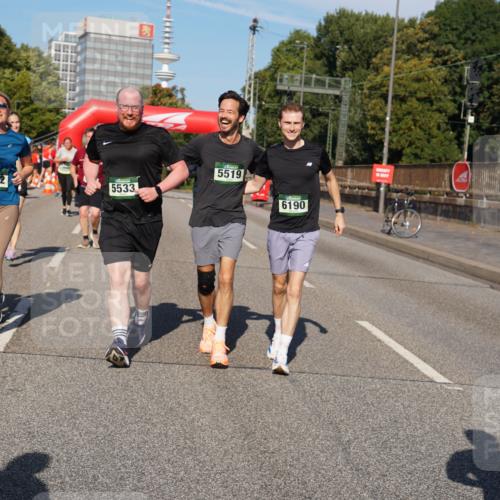 07.09.2025 - BARMER Alsterlauf Yannick Fuchs http://msf.ph/oto/8826593 07.09.2025 10:05:55 Laufen 4203, 4202, 5533, 5519, 6190 meine-sportfotos.de