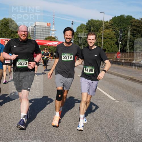 07.09.2025 - BARMER Alsterlauf Yannick Fuchs http://msf.ph/oto/8826601 07.09.2025 10:05:56 Laufen 5519, 48, 4202, 3770, 5533, 6190 meine-sportfotos.de