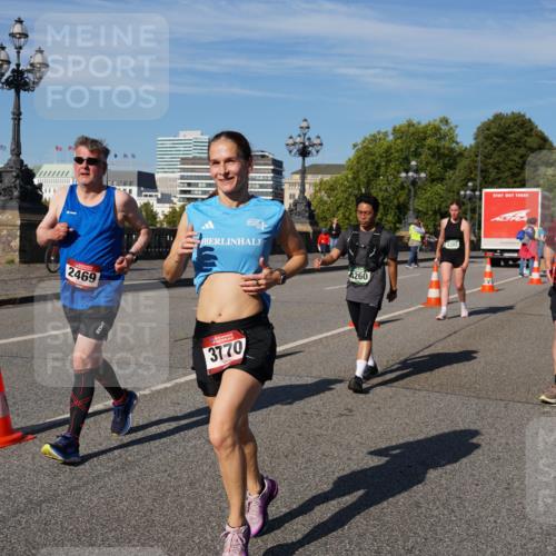 07.09.2025 - BARMER Alsterlauf Yannick Fuchs http://msf.ph/oto/8826612 07.09.2025 10:05:59 Laufen 2469, 3770, 4260, 4302, 4893, 2925, 3470 meine-sportfotos.de