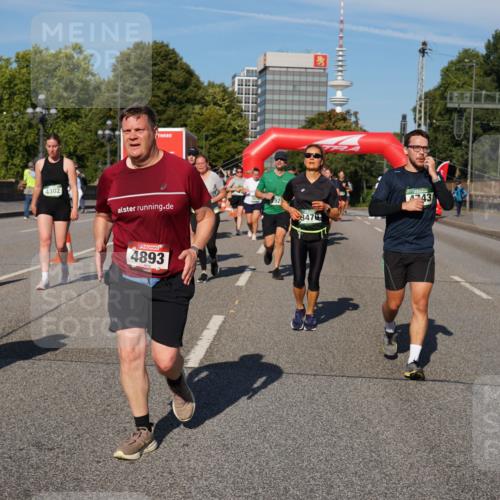 07.09.2025 - BARMER Alsterlauf Yannick Fuchs http://msf.ph/oto/8826615 07.09.2025 10:06:00 Laufen 4302, 4893, 847, 243 meine-sportfotos.de