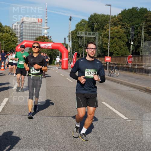 07.09.2025 - BARMER Alsterlauf Yannick Fuchs http://msf.ph/oto/8826618 07.09.2025 10:06:01 Laufen 2925, 3470, 4743 meine-sportfotos.de