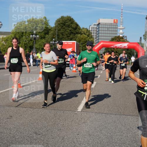 07.09.2025 - BARMER Alsterlauf Yannick Fuchs http://msf.ph/oto/8826623 07.09.2025 10:06:02 Laufen 4302, 296, 2925, 36, 3470 meine-sportfotos.de