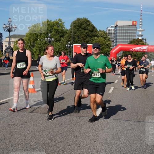 07.09.2025 - BARMER Alsterlauf Yannick Fuchs http://msf.ph/oto/8826625 07.09.2025 10:06:02 Laufen 4302, 2805, 2925, 4667, 2197 meine-sportfotos.de