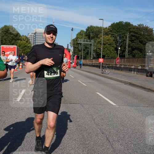 07.09.2025 - BARMER Alsterlauf Yannick Fuchs http://msf.ph/oto/8826632 07.09.2025 10:06:04 Laufen 7, 36, 2925, 4832, 4296 meine-sportfotos.de