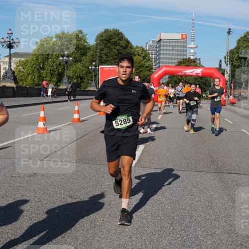 07.09.2025 - BARMER Alsterlauf Yannick Fuchs http://msf.ph/oto/8826681 07.09.2025 10:06:16 Laufen 5285, 5893, 160 meine-sportfotos.de
