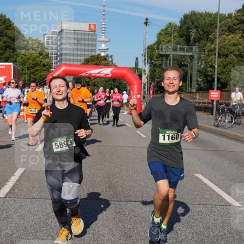07.09.2025 - BARMER Alsterlauf Yannick Fuchs http://msf.ph/oto/8826690 07.09.2025 10:06:19 Laufen 4132, 3987, 4935, 5893, 2895, 1160 meine-sportfotos.de