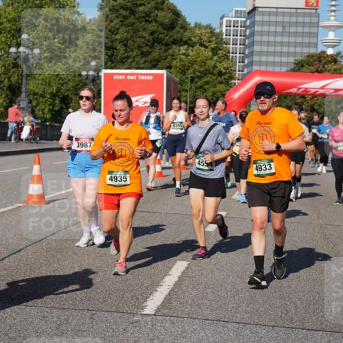 07.09.2025 - BARMER Alsterlauf Yannick Fuchs http://msf.ph/oto/8826693 07.09.2025 10:06:21 Laufen 4132, 3987, 4935, 8385, 4554, 4933, 907, 2895 meine-sportfotos.de