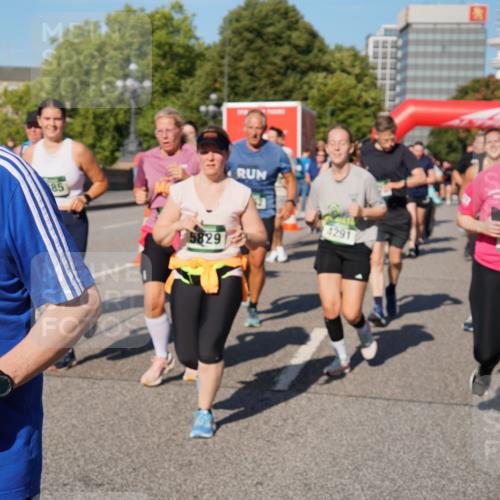07.09.2025 - BARMER Alsterlauf Yannick Fuchs http://msf.ph/oto/8826706 07.09.2025 10:06:25 Laufen 36, 270, 85, 5829, 4291, 2907 meine-sportfotos.de