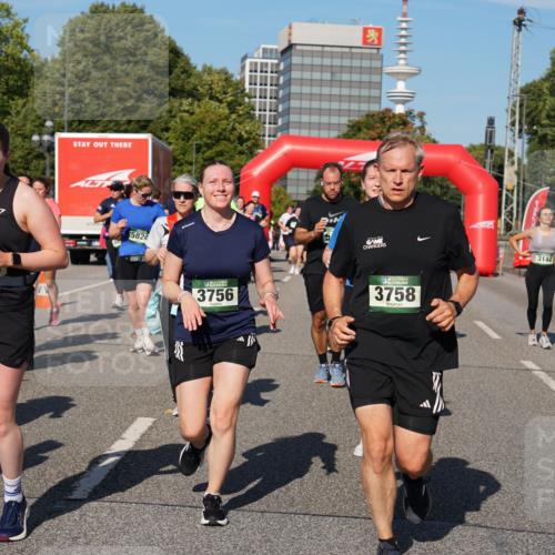 07.09.2025 - BARMER Alsterlauf Yannick Fuchs http://msf.ph/oto/8826717 07.09.2025 10:06:29 Laufen 2282, 366, 5824, 3756, 3758, 3144, 2025, 2787 meine-sportfotos.de