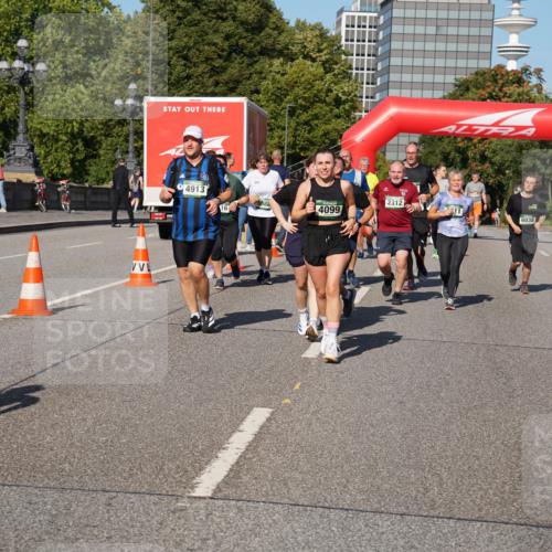 07.09.2025 - BARMER Alsterlauf Yannick Fuchs http://msf.ph/oto/8826743 07.09.2025 10:06:38 Laufen 4913, 985, 2312, 4099, 311, 6038, 3700 meine-sportfotos.de