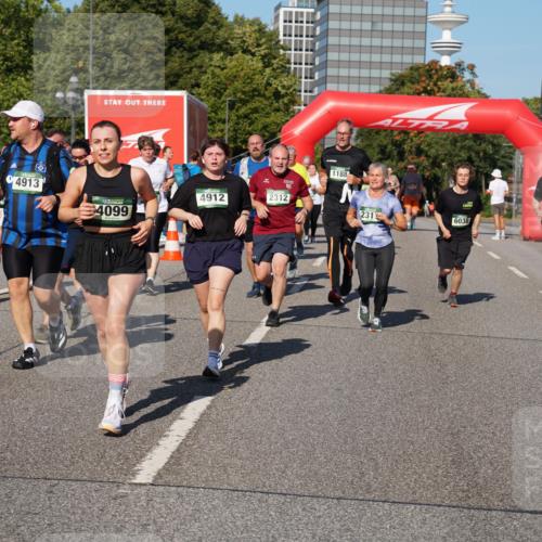 07.09.2025 - BARMER Alsterlauf Yannick Fuchs http://msf.ph/oto/8826749 07.09.2025 10:06:39 Laufen 4913, 4912, 2312, 4099, 1188, 5000, 231, 6038, 3700 meine-sportfotos.de