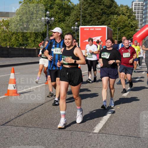 07.09.2025 - BARMER Alsterlauf Yannick Fuchs http://msf.ph/oto/8826752 07.09.2025 10:06:40 Laufen 4913, 46, 10, 5988, 4912, 2312, 188, 11 meine-sportfotos.de