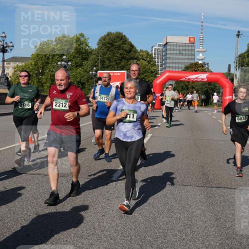 07.09.2025 - BARMER Alsterlauf Yannick Fuchs http://msf.ph/oto/8826765 07.09.2025 10:06:42 Laufen 216, 2312, 3472, 11, 6038, 5009 meine-sportfotos.de