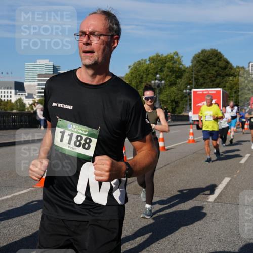07.09.2025 - BARMER Alsterlauf Yannick Fuchs http://msf.ph/oto/8826773 07.09.2025 10:06:44 Laufen 36, 1188 meine-sportfotos.de