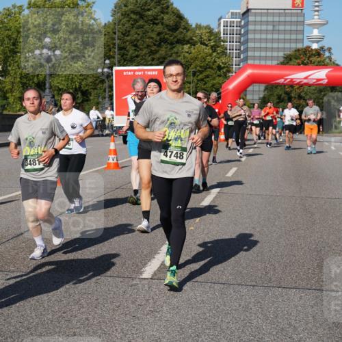 07.09.2025 - BARMER Alsterlauf Yannick Fuchs http://msf.ph/oto/8826784 07.09.2025 10:06:47 Laufen 2091, 3481, 4748 meine-sportfotos.de