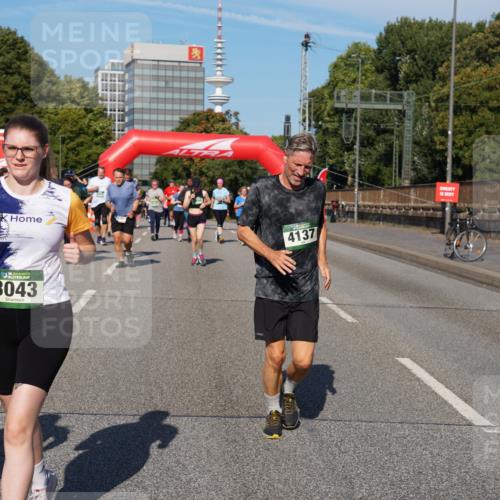 07.09.2025 - BARMER Alsterlauf Yannick Fuchs http://msf.ph/oto/8826815 07.09.2025 10:07:02 Laufen 36, 3043, 4137 meine-sportfotos.de