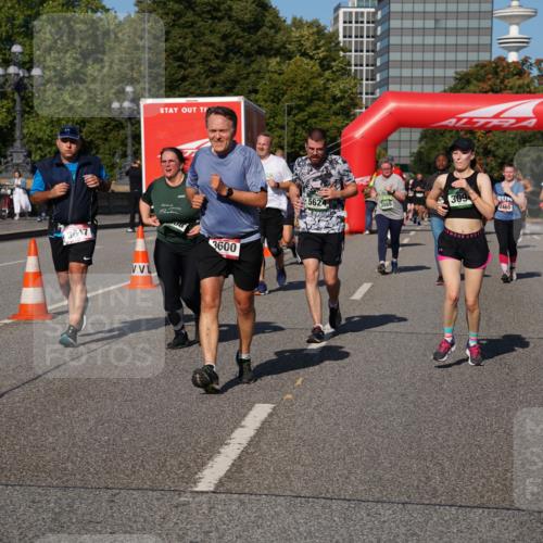 07.09.2025 - BARMER Alsterlauf Yannick Fuchs http://msf.ph/oto/8826824 07.09.2025 10:07:05 Laufen 3617, 3600, 5624, 3094, 2460, 381, 4380, 4313 meine-sportfotos.de