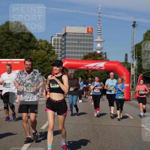 07.09.2025 - BARMER Alsterlauf Yannick Fuchs http://msf.ph/oto/8826830 07.09.2025 10:07:07 Laufen 6052, 562, 309, 164, 2460, 381, 4380, 4313 meine-sportfotos.de