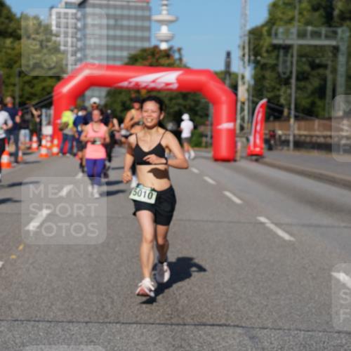 07.09.2025 - BARMER Alsterlauf Yannick Fuchs http://msf.ph/oto/8826837 07.09.2025 10:07:13 Laufen 5010 meine-sportfotos.de