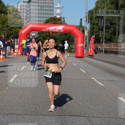 07.09.2025 - BARMER Alsterlauf Yannick Fuchs http://msf.ph/oto/8826838 07.09.2025 10:07:13 Laufen 4127, 828, 5010 meine-sportfotos.de