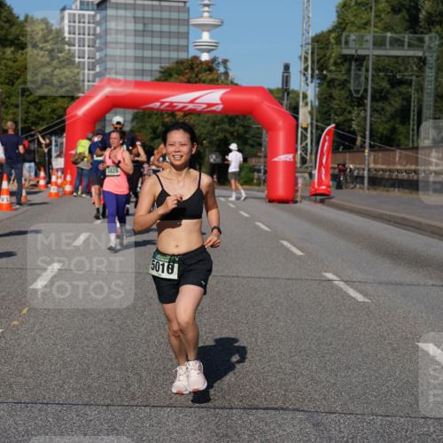 07.09.2025 - BARMER Alsterlauf Yannick Fuchs http://msf.ph/oto/8826839 07.09.2025 10:07:14 Laufen 4127, 3828, 5016 meine-sportfotos.de