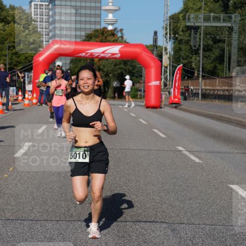 07.09.2025 - BARMER Alsterlauf Yannick Fuchs http://msf.ph/oto/8826841 07.09.2025 10:07:14 Laufen 4418, 3828, 5010 meine-sportfotos.de