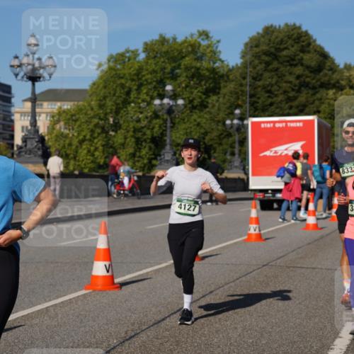 07.09.2025 - BARMER Alsterlauf Yannick Fuchs http://msf.ph/oto/8826847 07.09.2025 10:07:17 Laufen 036, 4418, 4127, 833, 3828 meine-sportfotos.de