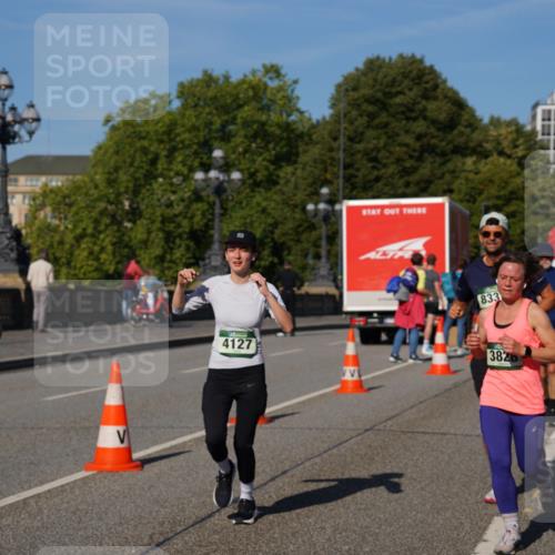 07.09.2025 - BARMER Alsterlauf Yannick Fuchs http://msf.ph/oto/8826848 07.09.2025 10:07:17 Laufen 18, 7, 833, 30, 4127, 382 meine-sportfotos.de