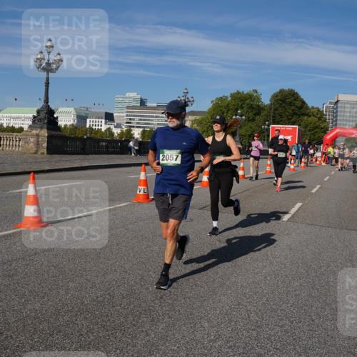 07.09.2025 - BARMER Alsterlauf Yannick Fuchs http://msf.ph/oto/8826873 07.09.2025 10:07:22 Laufen 2057, 2915, 5419 meine-sportfotos.de