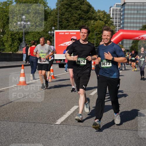 07.09.2025 - BARMER Alsterlauf Yannick Fuchs http://msf.ph/oto/8826893 07.09.2025 10:07:29 Laufen 59447, 4515, 5674, 5673 meine-sportfotos.de