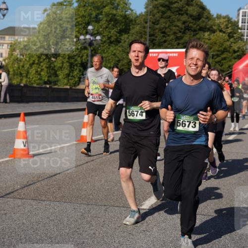 07.09.2025 - BARMER Alsterlauf Yannick Fuchs http://msf.ph/oto/8826896 07.09.2025 10:07:29 Laufen 4515, 5674, 5673 meine-sportfotos.de