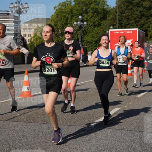 07.09.2025 - BARMER Alsterlauf Yannick Fuchs http://msf.ph/oto/8826899 07.09.2025 10:07:31 Laufen 4515, 5201, 20, 2934, 419, 3867, 8203 meine-sportfotos.de
