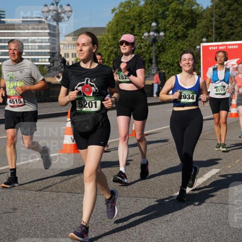 07.09.2025 - BARMER Alsterlauf Yannick Fuchs http://msf.ph/oto/8826900 07.09.2025 10:07:31 Laufen 4515, 36, 5201, 282, 2934, 4193, 2201 meine-sportfotos.de