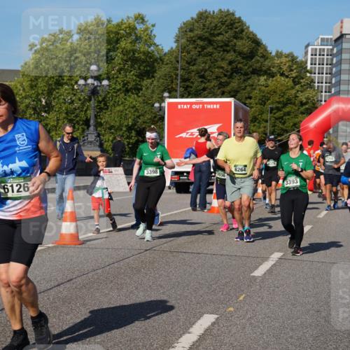 07.09.2025 - BARMER Alsterlauf Yannick Fuchs http://msf.ph/oto/8826942 07.09.2025 10:07:45 Laufen 15, 6126, 4376, 8264, 2017, 3398, 3036, 3393, 3783, 3526 meine-sportfotos.de