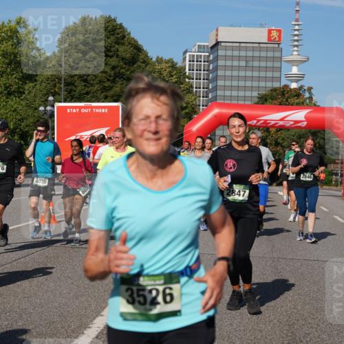 07.09.2025 - BARMER Alsterlauf Yannick Fuchs http://msf.ph/oto/8826958 07.09.2025 10:07:49 Laufen 618, 4376, 8039, 8038, 3526, 2847, 2846 meine-sportfotos.de