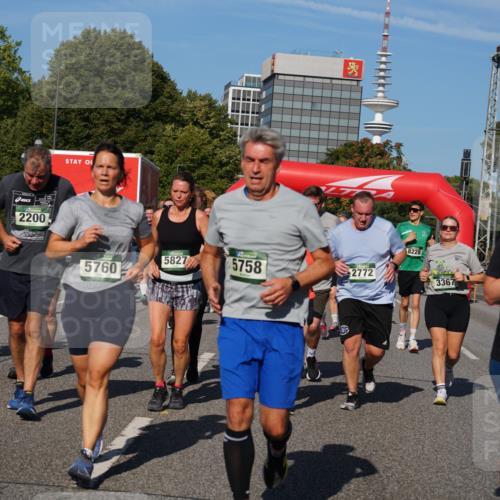 07.09.2025 - BARMER Alsterlauf Yannick Fuchs http://msf.ph/oto/8826977 07.09.2025 10:07:54 Laufen 8126, 2200, 58277, 5758, 2772, 5760, 8228, 3367, 2846 meine-sportfotos.de