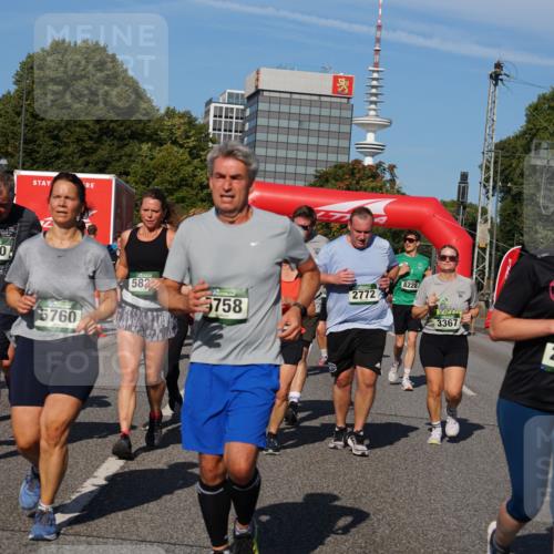 07.09.2025 - BARMER Alsterlauf Yannick Fuchs http://msf.ph/oto/8826978 07.09.2025 10:07:54 Laufen 8126, 2200, 5760, 582, 2772, 758, 8228, 3367, 2846 meine-sportfotos.de