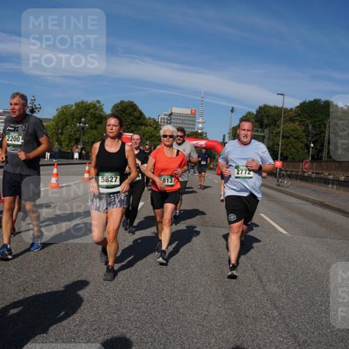 07.09.2025 - BARMER Alsterlauf Yannick Fuchs http://msf.ph/oto/8826994 07.09.2025 10:07:56 Laufen 2200, 8126, 5827, 813, 2772 meine-sportfotos.de