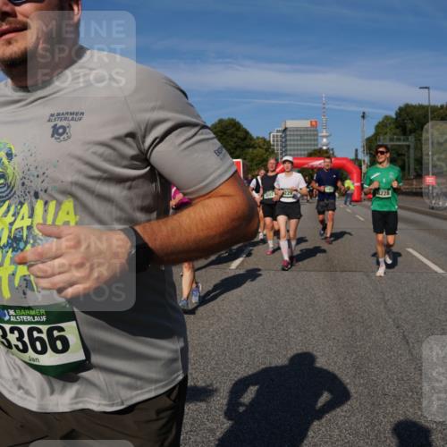 07.09.2025 - BARMER Alsterlauf Yannick Fuchs http://msf.ph/oto/8827010 07.09.2025 10:07:59 Laufen 36, 10, 36, 3366, 8228 meine-sportfotos.de