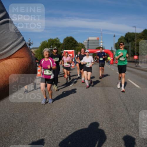 07.09.2025 - BARMER Alsterlauf Yannick Fuchs http://msf.ph/oto/8827012 07.09.2025 10:07:59 Laufen 3126 meine-sportfotos.de