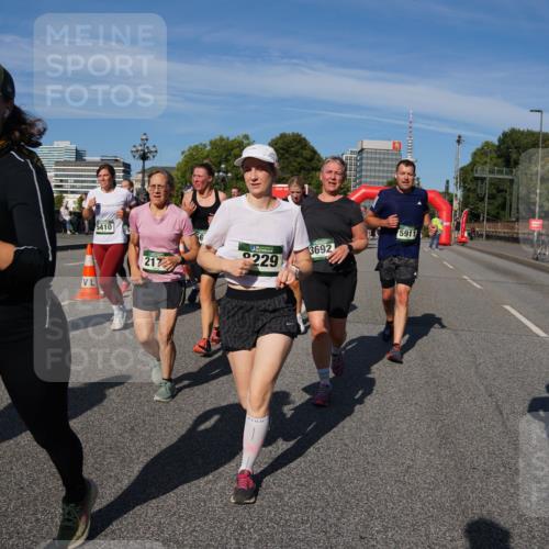 07.09.2025 - BARMER Alsterlauf Yannick Fuchs http://msf.ph/oto/8827020 07.09.2025 10:08:01 Laufen 5410, 217, 229, 3692, 5911, 8, 8228 meine-sportfotos.de